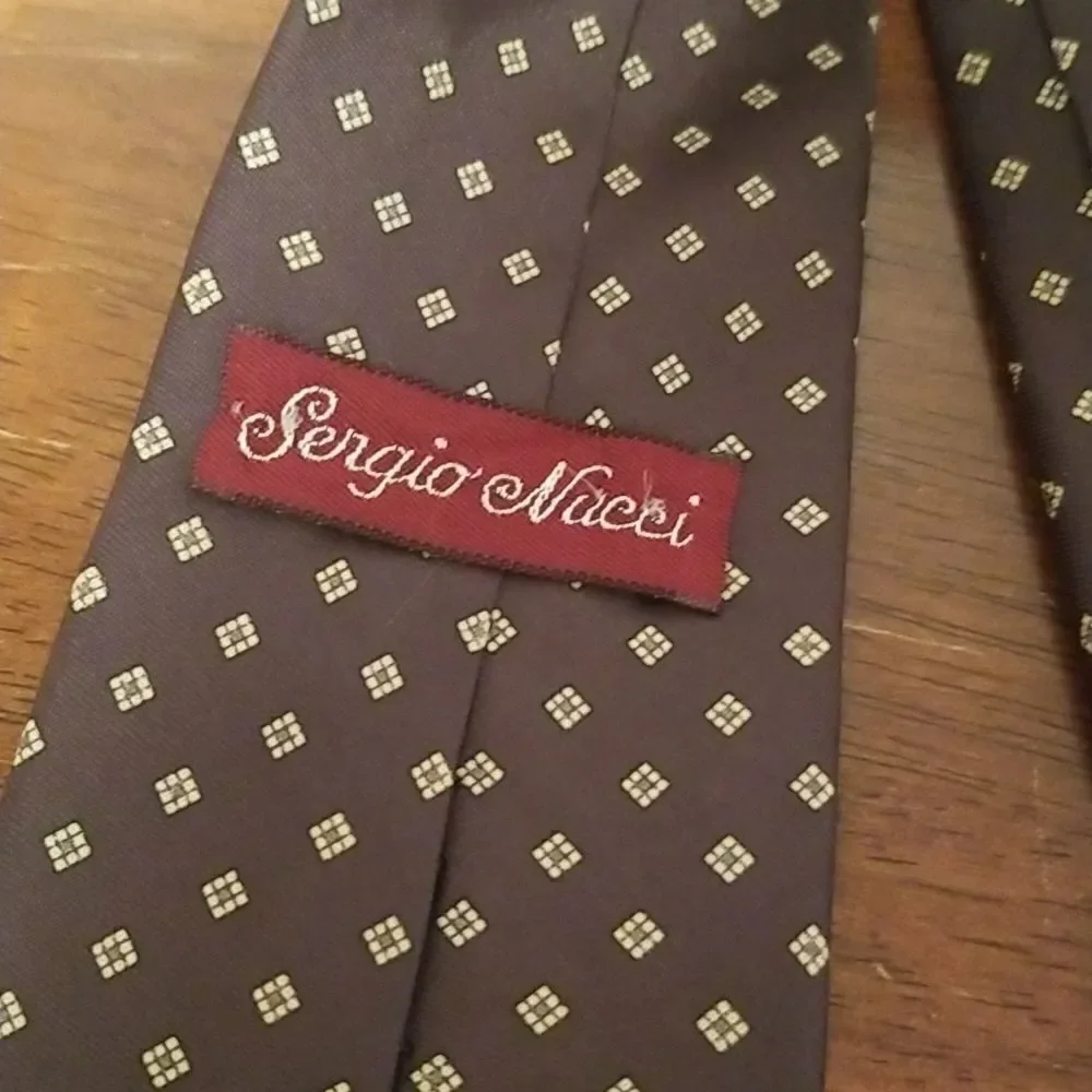 Vintage tie - Picture 2 of 3